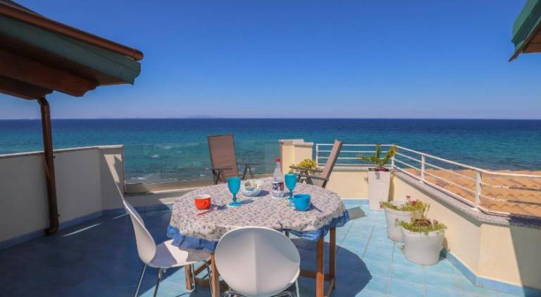 Rental apartment with garden & patio | Close to the beach | Dogs allowed in Castelsardo