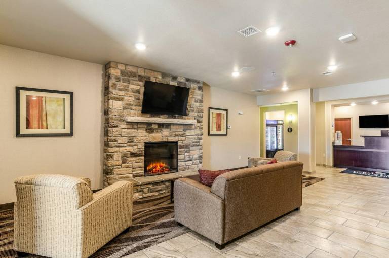 Cobblestone Hotel & Suites - Gering/Scottsbluff — photo 3