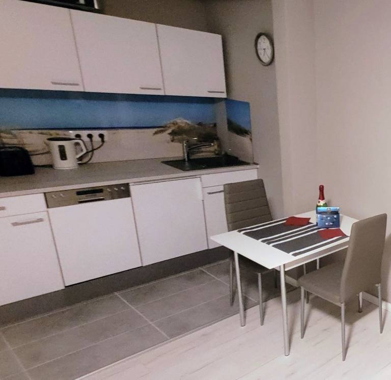 Zentral gelegene Ferienwohnung "Windsbraut" 42 m², Parterre, 800 m zum Strand — photo 2