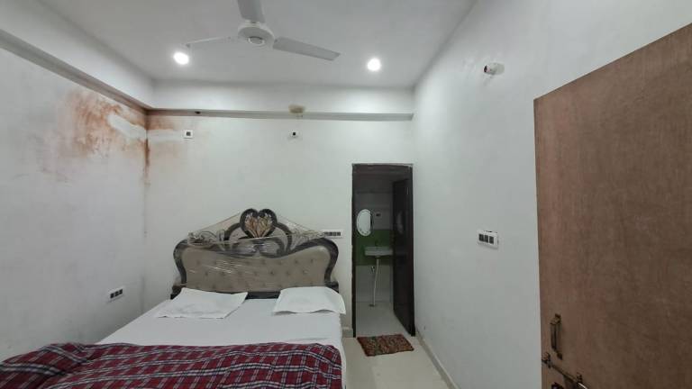 Rental apartment with terrace & garden | Good for workation in Prayagraj