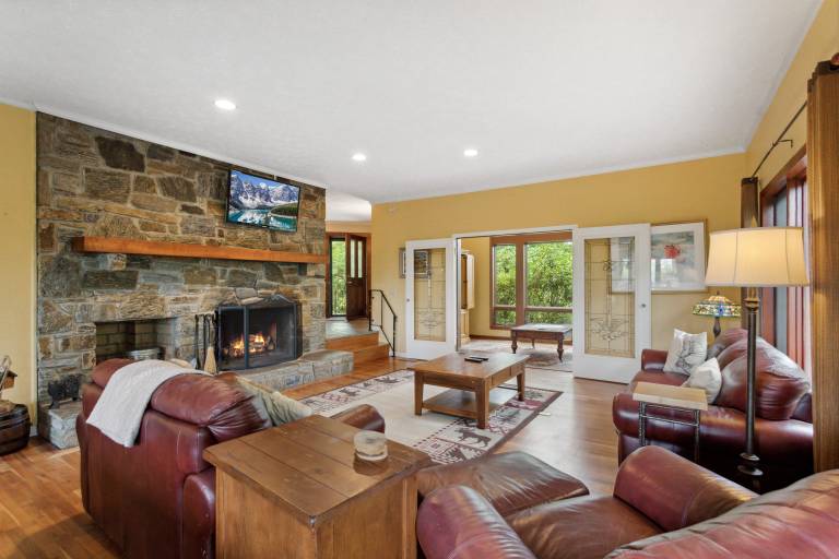Family-friendly spacious cabin with BBQ | Mountain view | Suitable for remote work | Dogs allowed — photo 5