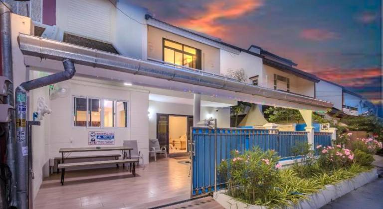 Villa with pool | Close to Big Buddha in Chonburi