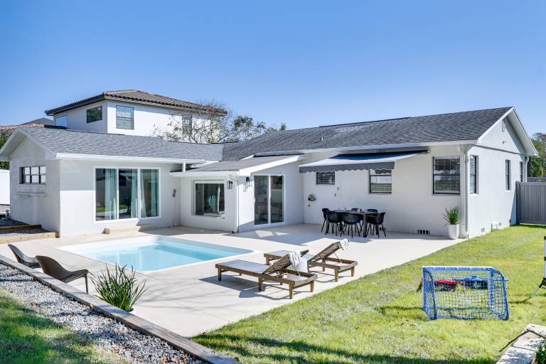 House Lake Hollingsworth