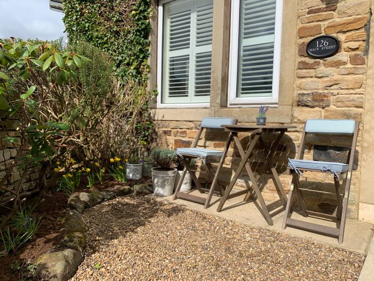 Fully equipped nice cottage with yard | Pets allowed — photo 3