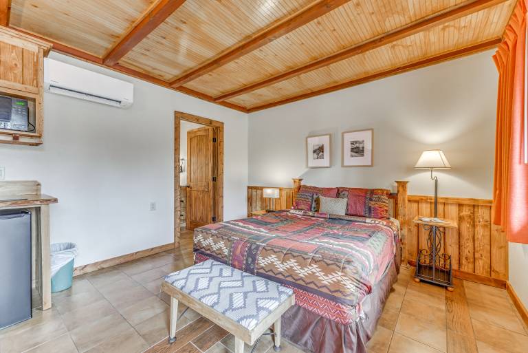 5 Mi to Alto Lake! Pet-Friendly Ruidoso Studio — photo 2