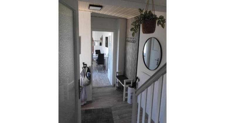 House with yard, barbecue & patio | Pets allowed — photo 4