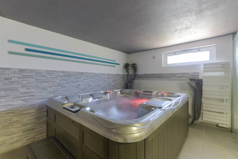 Family-oriented charming vacation home with sauna, garden & grill | Garden view | Pets are welcome — photo 2
