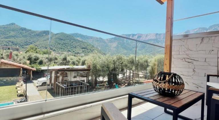 Nice serviced apartment with BBQ, patio & yard | Beach nearby | Suitable for remote work | Pets are welcome — photo 3