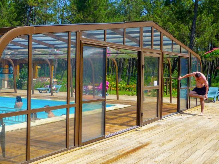 Mobile home with heated pool & terrace — photo 3