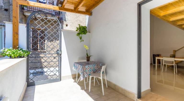 Holiday apartment | Close to Naples Cathedral — photo 3