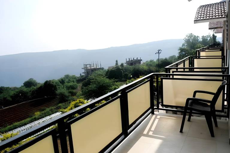 Wonderful villa with yard | Perfect for remote work | Pets allowed — photo 3