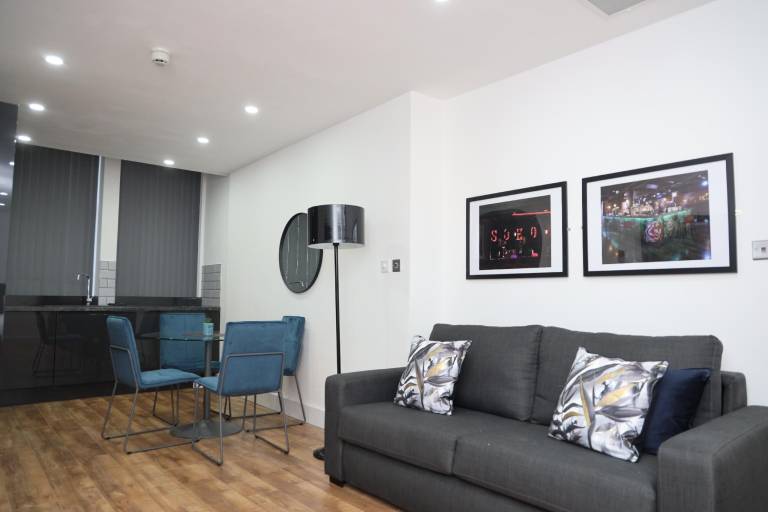 Rental apartment | Close to The Beatles Story | Suitable for remote work — photo 3