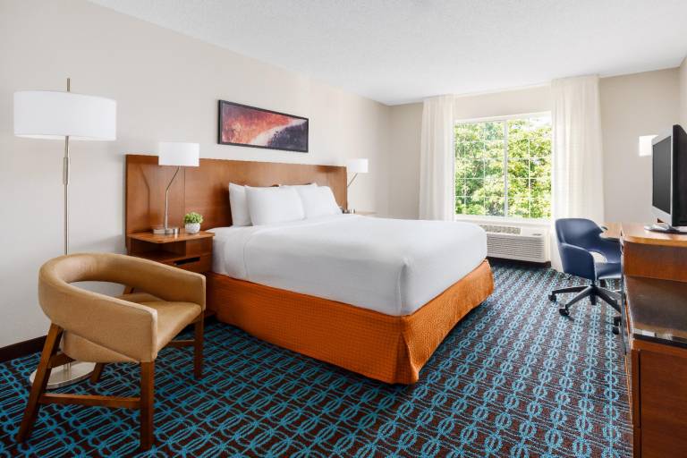 Fairfield by Marriott Inn & Suites Houston The Woodlands in Conroe, TX