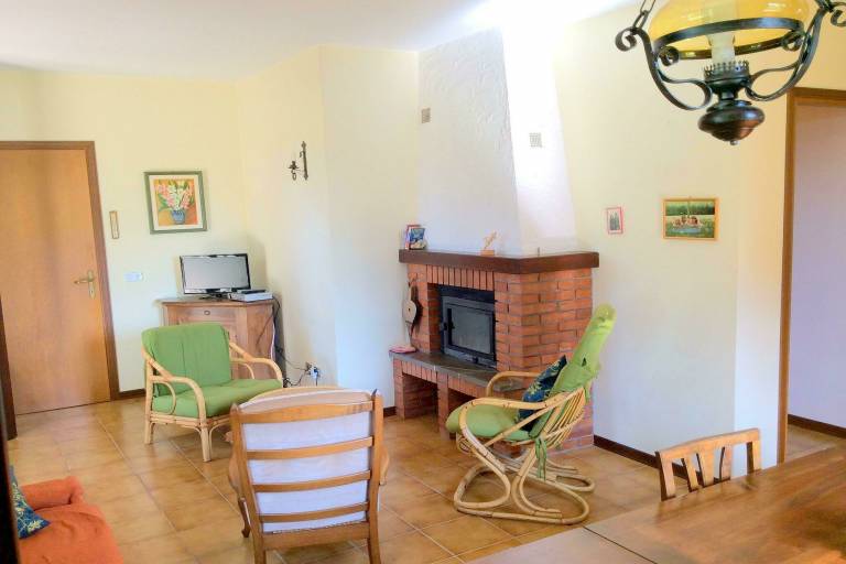 Villa with garden, BBQ & patio | Mountain view — photo 3