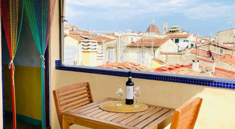 Apartment with terrace | Near Florence Cathedral | Pets allowed in Santa Maria