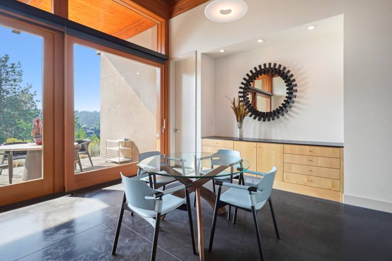 Fully equipped spacious house with patio | Dogs allowed — photo 4