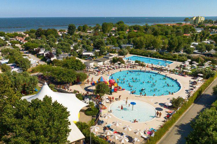 Camper/Roulotte  Lido degli Scacchi