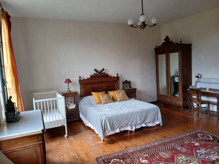 Bed & breakfast with garden, pool & fast internet | Garden view in Libourne