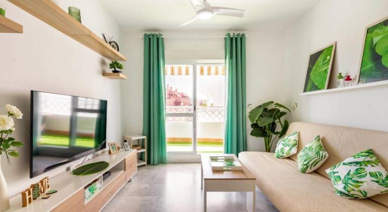 Apartment with pool in Rota