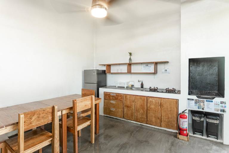 Nice holiday apartment with grill, yard & pool | Pets are welcome — photo 3