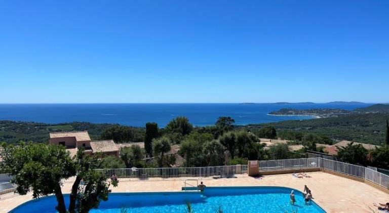 Rental apartment with pool — photo 2