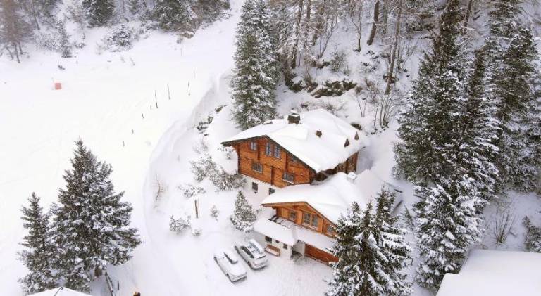 Nice lodge with sauna, yard & patio | Next to the ski | Pets allowed in Tweng