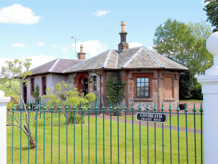Cottage  Dumfries