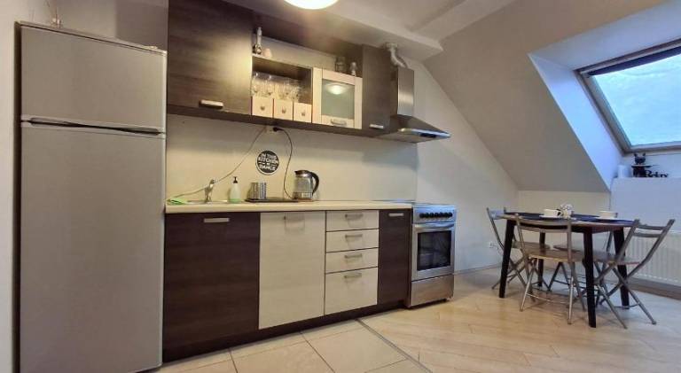Apartment | Near Gate of Dawn — photo 2
