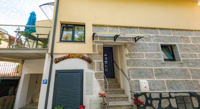 Vacation home with pool in Braga