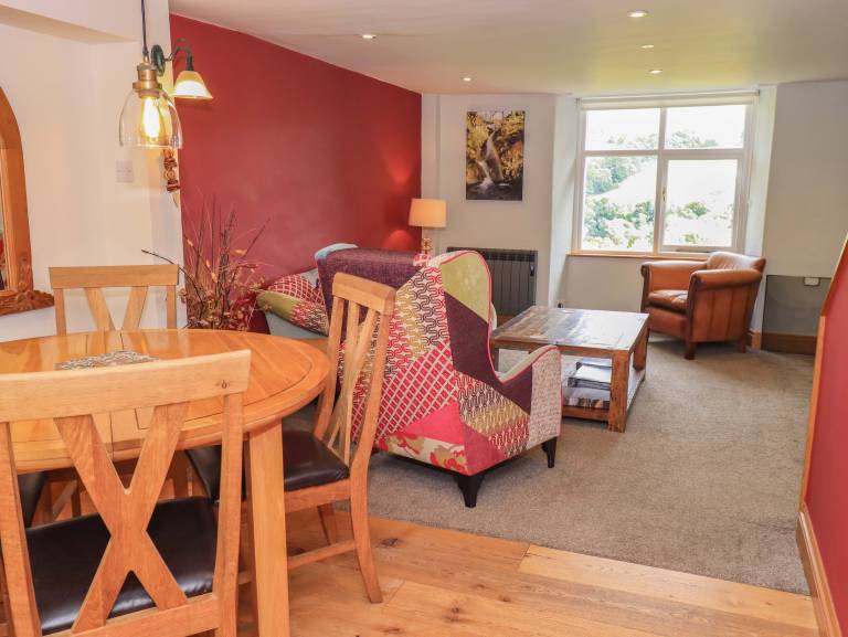 Child-friendly cottage with yard | Pets allowed — photo 5