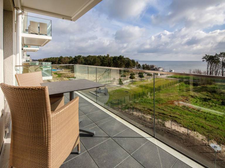 Ferienwohnung mit Meerblick, 2 Schlafzimmern und Balkon in Binz