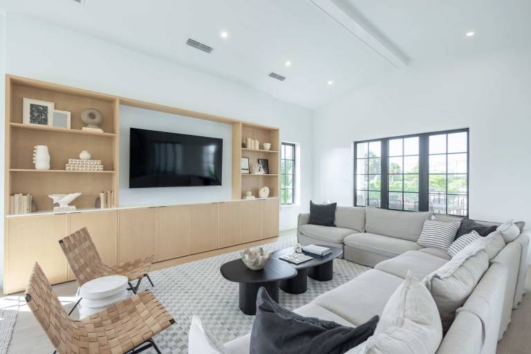 Child-friendly lovely vacation home with fast internet, garden & BBQ | Sea view | Pets allowed — photo 3