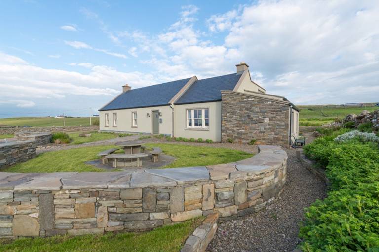 Cottage  Doonnagore