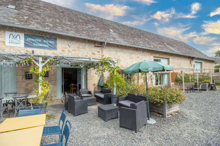 Cottage 'La Grange Du Vallon D'estivaux' with Lake View, Shared Pool and Wi-Fi — photo 5
