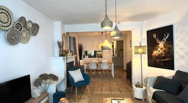 House with 3 rooms for 6 persons in Dinant