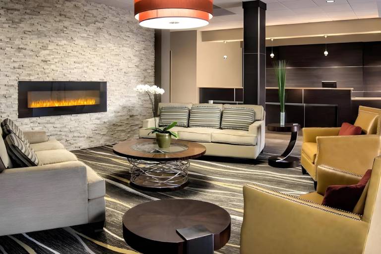 AmericInn by Wyndham Rochester Near Mayo Clinic in Rochester, MN