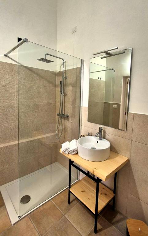 Rental apartment with patio | City view — photo 3