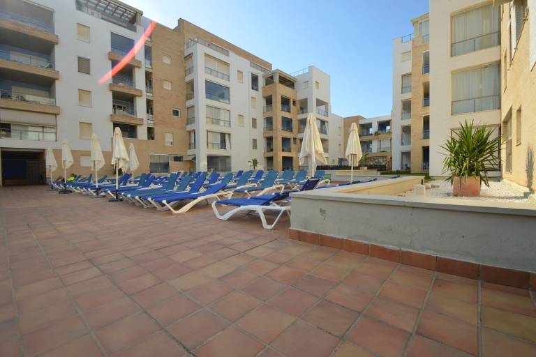 Holiday apartment with yard, patio & pool — photo 5