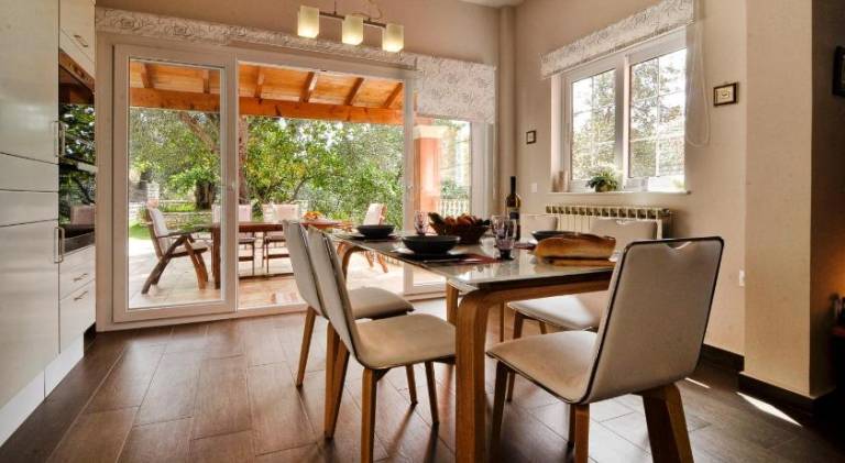 Fully equipped villa with private pool, garden & grill | Pets are welcome — photo 4