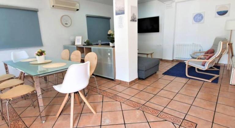 Vacation home with private pool, yard & terrace | Good for workation | Dogs allowed — photo 2