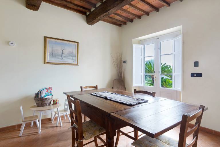 Villa with private pool, garden & barbeque | Garden view — photo 4