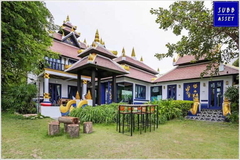 BeachFront Thai Lanna Style Poolvilla Pranburi in Pranburi