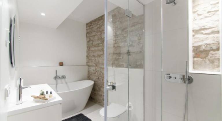 Wonderful apartment with sauna & patio | Close to Town Hall Square | Dogs allowed — photo 2