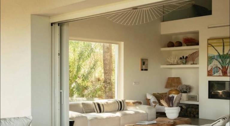 Villa with barbecue, garden & private pool | Pet-friendly — photo 3