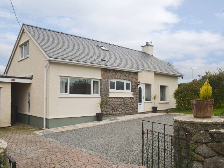 Cottage  Moelfre