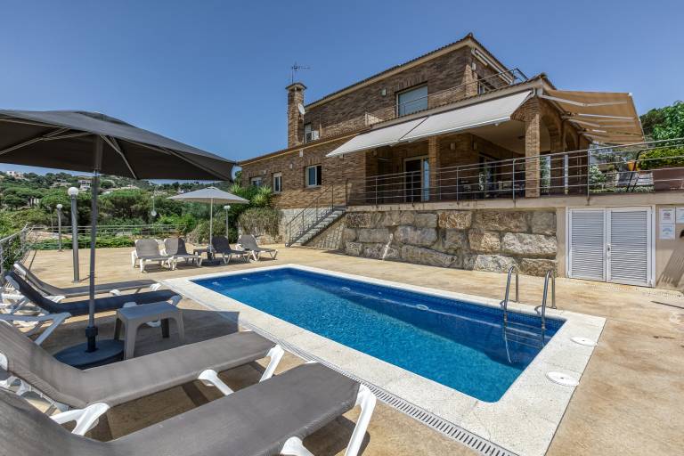 Vacation home with private pool, patio & fast internet | Garden view in Lloret de Mar