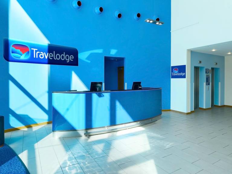 Travelodge Milton Keynes The Hub Hotel — photo 3