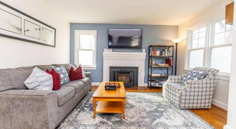 Lovely vacation home | Perfect for remote work | Dogs allowed in Annapolis, MD