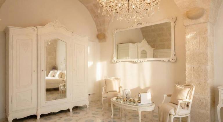 Marchesa - 2 Bedrooms, Terrace & Bath Tub in Center — photo 3