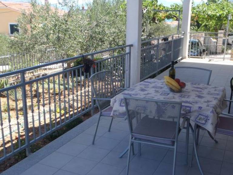 Ferienwohnung in Slatine mit Meerblick, Terrasse, Klimaanlage, W-LAN (5147-2) — photo 3